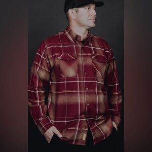 DIXXON Flannel bundle (5) shirt NWT